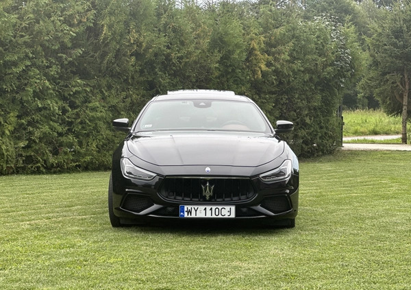 Maserati Ghibli cena 269000 przebieg: 29800, rok produkcji 2020 z Rzeszów małe 232